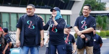 Bupati Andi Ina Kartika Sari Hadiri Jalan Sehat Reuni Alumni 1993 di Makassar