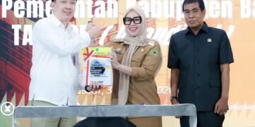 Bupati Barru Dampingi Pejabat DPRD dan Sekda Serahkan LKPD 2025 ke BPK