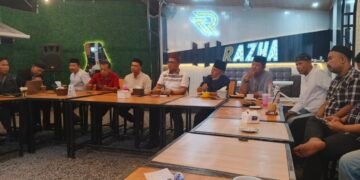 Kapolres Barru Ngopi Bareng Awak Media dan LSM di Cafe Razha, Perkuat Sinergi Jaga Kamtibmas