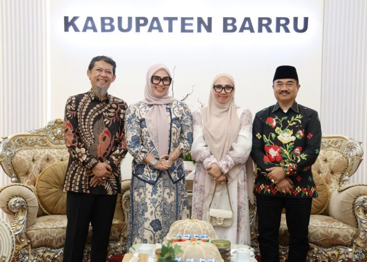 Bupati Andi Ina Kartika Sari Tekankan Identitas dan Peran Strategis Warga Wajo di Halal Bihalal KEMAWA Barru