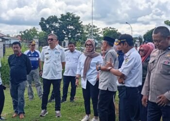 Bupati Barru dan Wakil Bupati Tinjau Lokasi  Pembangunan Gudang/Gerai Koperasi Merah Putih di Coppo