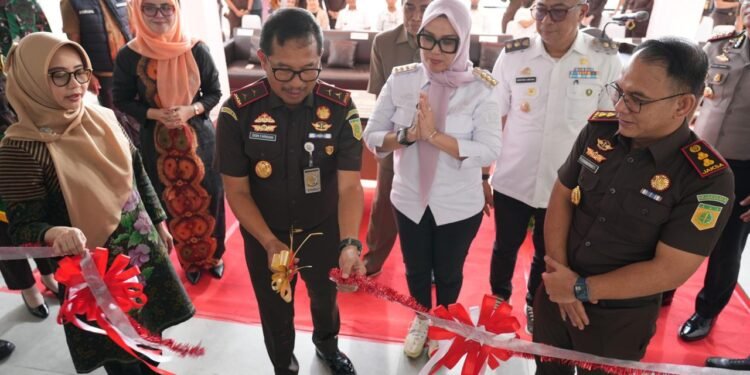 Kajati Sulsel Didik Farkhan Alisyahdi Kunker ke Kejari Barru, Perkuat Pengawasan dan Silaturahmi