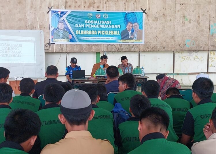 Sosialisasi Olahraga Pickleball Digelar di MTs DDI Putra Mangkoso Barru