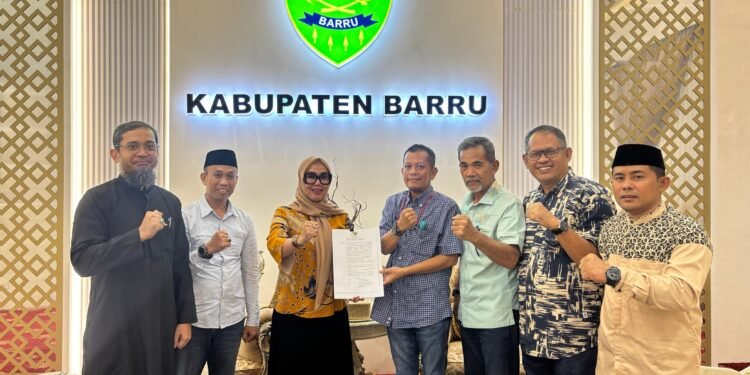 Bupati Barru Andi Ina Kartika Sari Tunjuk Andi Syarifuddin sebagai Plh Sekda