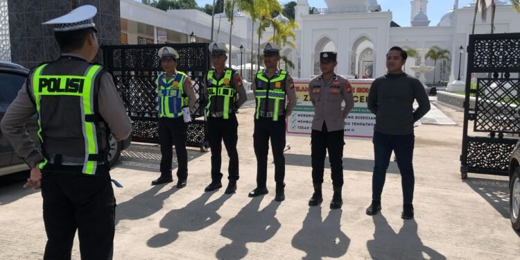 Jaga Kelancaran Lalu Lintas, Satlantas Polres Barru Kawal Kajian Aswaja Babom NU di Masjid Zam Zam