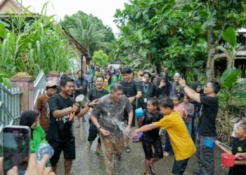 Wabup Barru Abustan Andi Bintang Hadiri Pesta Panen Adat Paenge Ma’jimpo-jimpo di Siawung