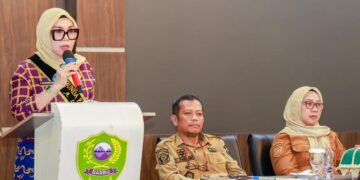 Bupati Andi Ina Kartika Sari Buka Seminar FPPI, Soroti Peran Perempuan dalam Kesehatan dan Pendidikan Anak