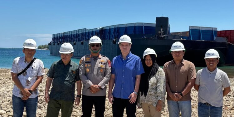 KAPOLRES BARRU LAKUKAN KUNJUNGAN PERDANA KE PT LAYAR PERKASA NUSANTARA AWERANGE