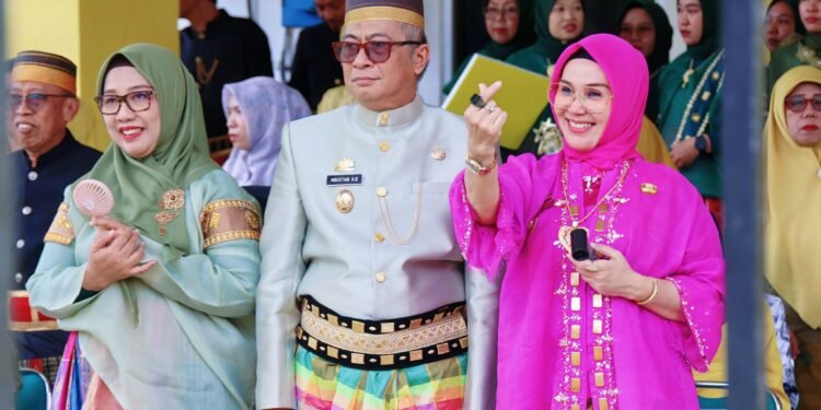 Bupati Andi Ina Kartika Sari Pimpin Upacara Hari Pendidikan Nasional 2026 di Barru, Tekankan Penguatan SDM Unggul
