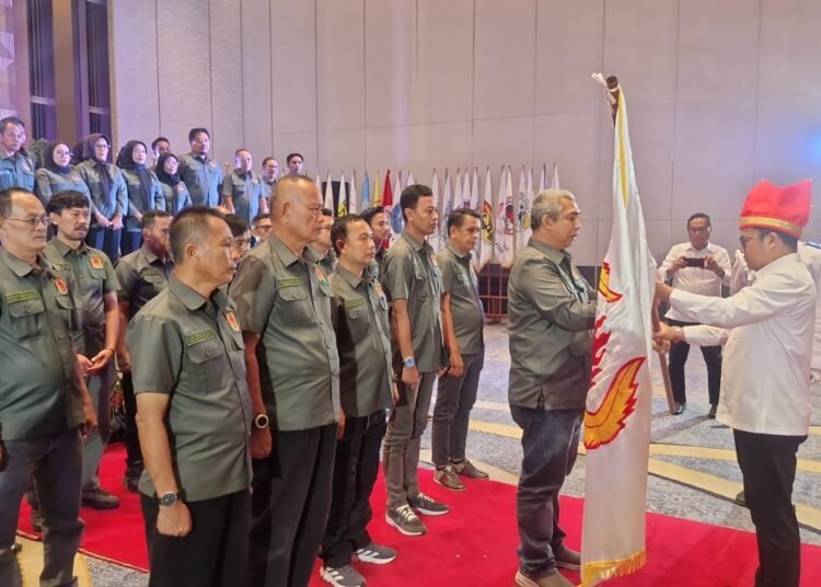 Dipimpin Darmawangsyah Muin, Pelantikan KONI Barru Berlangsung Khidmat di Claro Makassar
