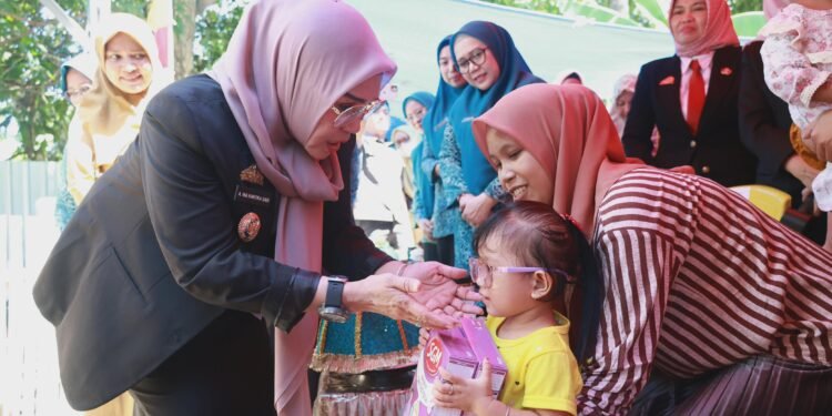 Bupati Barru Launching P3S Posyandu Menira untuk Percepatan Penurunan Stunting