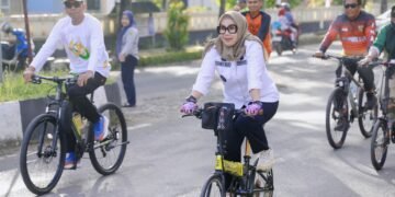 Bupati Barru Integrasikan Bike to Work dengan Gerakan Rabu Bersih