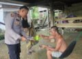 Humanis, Polsek Pujananting Rutin Kunjungi ODGJ Demi Pastikan Pengobatan Berjalan