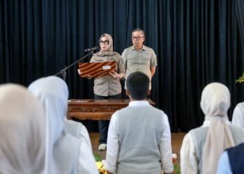 Bupati Barru Lantik Pengurus Forum Anak Colliq Pujie dan Buka Grand Final Duta Anak 2026