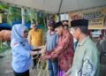 Bupati Andi Ina Serahkan Bantuan Sapi Kurban Presiden di Mallusetasi