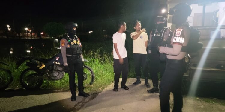 Sat Samapta Polres Barru Gencarkan Patroli Dialogis, Jaga Kamtibmas Tetap Kondusif