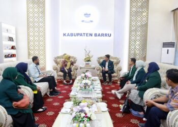 Bupati Barru Ajak Lansia Tetap Aktif Lewat Senam Tai Chi HBDI ke-118