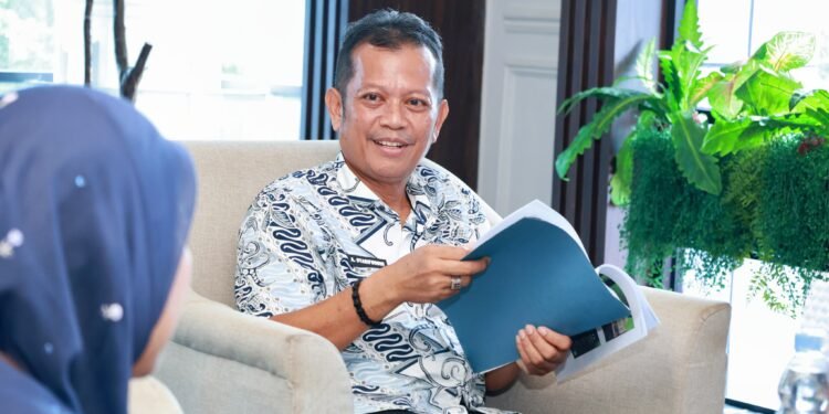 Sekda Barru Terima Tim Survei Akreditasi, Labkesda Siap Tingkatkan Mutu Pelayanan Kesehatan