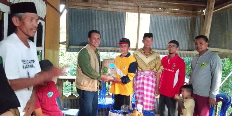 Kadis PTHBUN Barru Melakukan Pertemuan dengan 21 Kelompok Tani di Desa Harapan