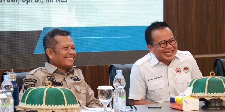 Mewakili Bupati, Sekda Barru Resmi Buka Workshop USG ANC untuk Dokter Umum