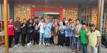 Bupati Barru Lepas Kontingen PENAS XVII Gorontalo 2026, Pesan Jaga Kesehatan dan Harumkan Nama Daerah