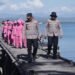 Sambut Hari Bhayangkara ke-80, Polres Barru Salurkan Sembako kepada 29 KK di Pulau Panikiang