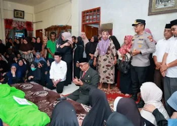 Bupati dan Wakil Bupati Barru Sampaikan Belasungkawa atas Wafatnya Kades Terpilih Desa Jangan-Jangan