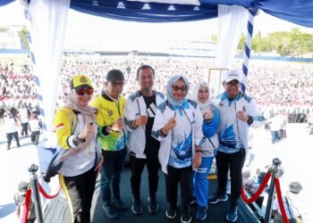 Bupati Barru Pimpin Defile, Kontingen PGRI Barru Siap Berlaga di Porsenijar Sulsel 2026