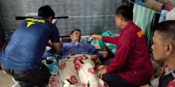 Wujud Kepedulian, Sidokkes Polres Barru Berikan Layanan Home Visit kepada AKP Sukmana