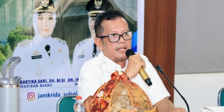Sekda Barru Buka Sosialisasi Jamkrida Sulsel, Perkuat Tata Kelola dan Pemberdayaan UMKM