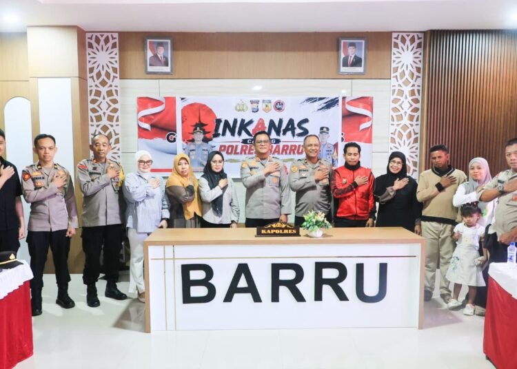 Kapolres Barru Lepas Kontingen INKANAS Polres Barru Menuju Kejuaraan Piala Kapolda Sulsel