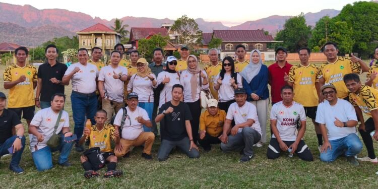 PS KONI Barru dan PS Kading Sajikan Laga Menghibur di Turnamen HUT RI ke-81 Tanete Riaja