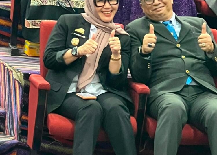 Bupati dan Wabup Barru Hadiri Pengukuhan Guru Besar UNM, Dukung Kemajuan Pendidikan