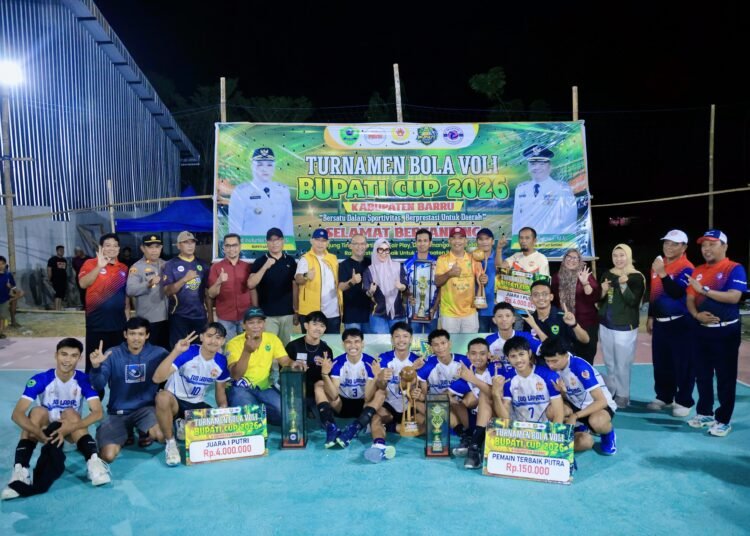 Bupati Andi Ina Resmi Tutup Turnamen Bola Voli Bupati Cup 2026