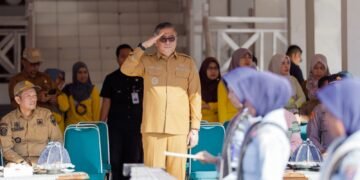 Derap Langkah 100 Pelajar Semarakkan Gerak Jalan HUT ke-81 RI di Barru