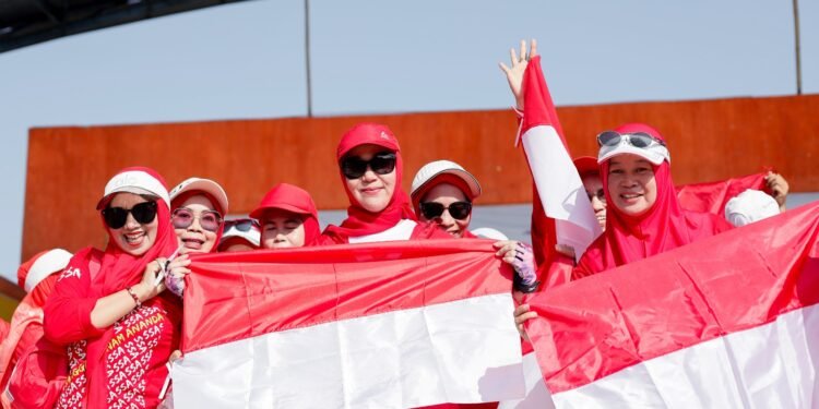 Gerakan 10 Juta Bendera, Bupati Barru Ajak Warga Kibarkan Merah Putih di Seluruh Pelosok
