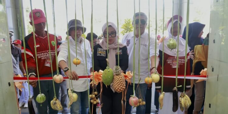 Bupati dan Wabup Barru Resmikan Karantina Paskibraka Jelang Upacara HUT RI