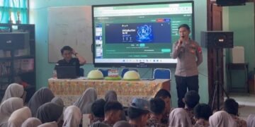 Polres Barru Edukasi Siswa SMKN 3 Barru soal AI dan Ancaman Kejahatan Siber