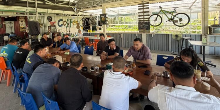 Kejaksaan Negeri Barru Gelar Coffee Morning Bersama Insan Pers, Perkuat Silaturahmi dan Sinergi