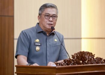 Wabup Abustan Sampaikan Rancangan Perubahan KUA-PPAS 2026 dalam Rapat Paripurna DPRD Barru