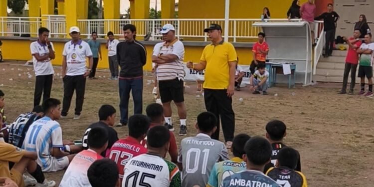 Ketua KONI Barru Hadiri dan Saksikan Proses Seleksi Cabor Sepak Bola di Sumpang Binangae