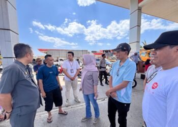 Sidak SPBU Lipukasi, Bupati Barru Soroti Antrean Panjang dan Pengurangan Kuota BBM