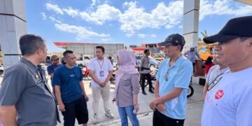 Sidak SPBU Lipukasi, Bupati Barru Soroti Antrean Panjang dan Pengurangan Kuota BBM
