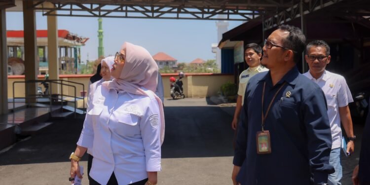 Bupati Barru Tinjau Pengadilan Agama, Dorong Pelayanan Hukum Makin Prima