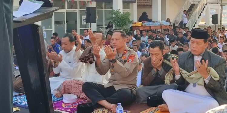 Wakapolres Barru Hadiri Barru Bermunajat, Polres Kerahkan Personel Amankan Shalat Istisqa