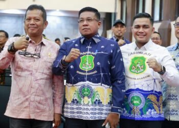 Sekda Barru Hadiri Rakor Pertumbuhan Ekonomi Wilayah Se-Sulawesi di Makassar