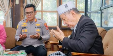 Kapolres Barru AKBP Ananda Fauzi Harahap Silaturahmi dan Berpamitan dengan Pimpinan Ponpes DDI Mangkoso