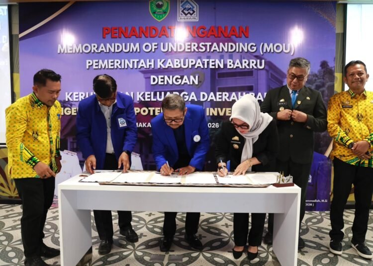 Pemkab Barru dan KKDB Teken MoU Pengembangan Potensi dan Investasi Daerah