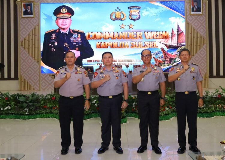 Kapolda Sulsel Sampaikan Commander Wish, Tegaskan Komitmen Polri Hadir untuk Masyarakat