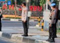 Peduli Keselamatan dan Kesehatan, Kapolres Barru Pimpin Pengaturan Lalu Lintas di Tugu Payung